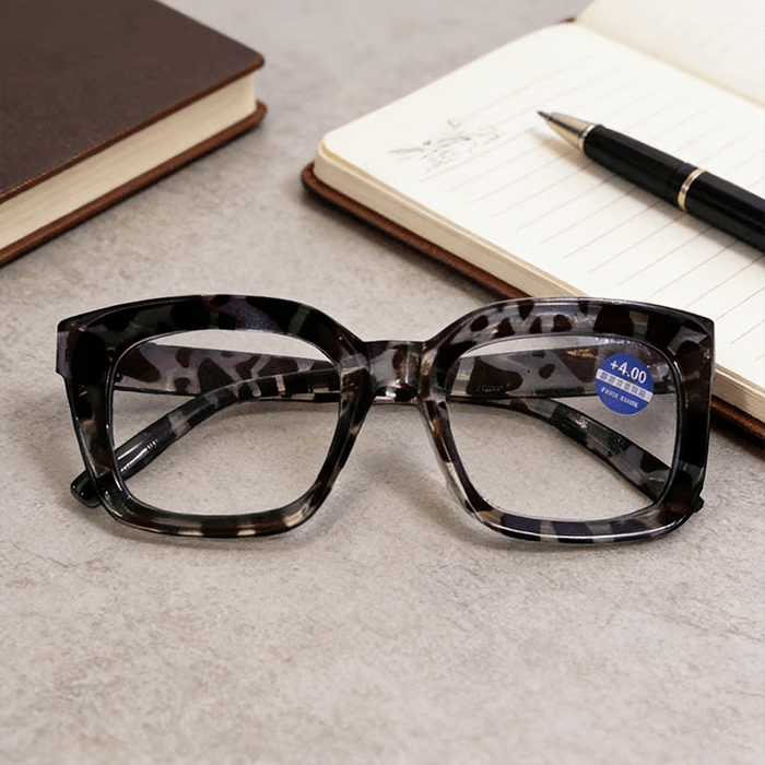 ReadEase – Tortoiseshell Blue Light Blocking Oversized Readers – image 9