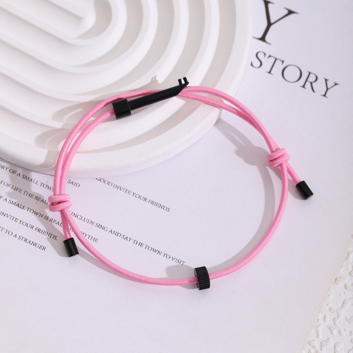 RescueBand – Emergency Glass Breaker Strap – Pink