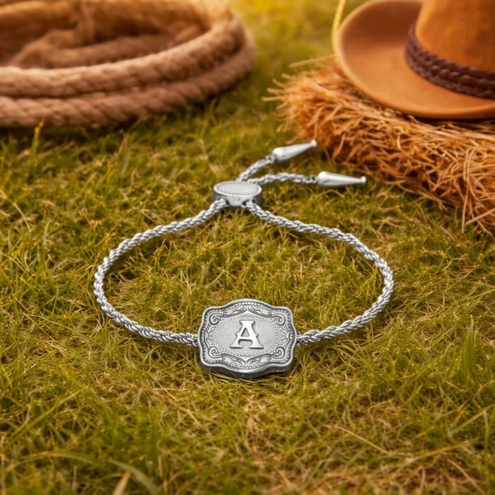 LetterLuxe Glow – Adjustable Name Bracelet – Silver / A