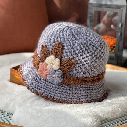 VintageGlow – Cozy Winter Cap – Grey