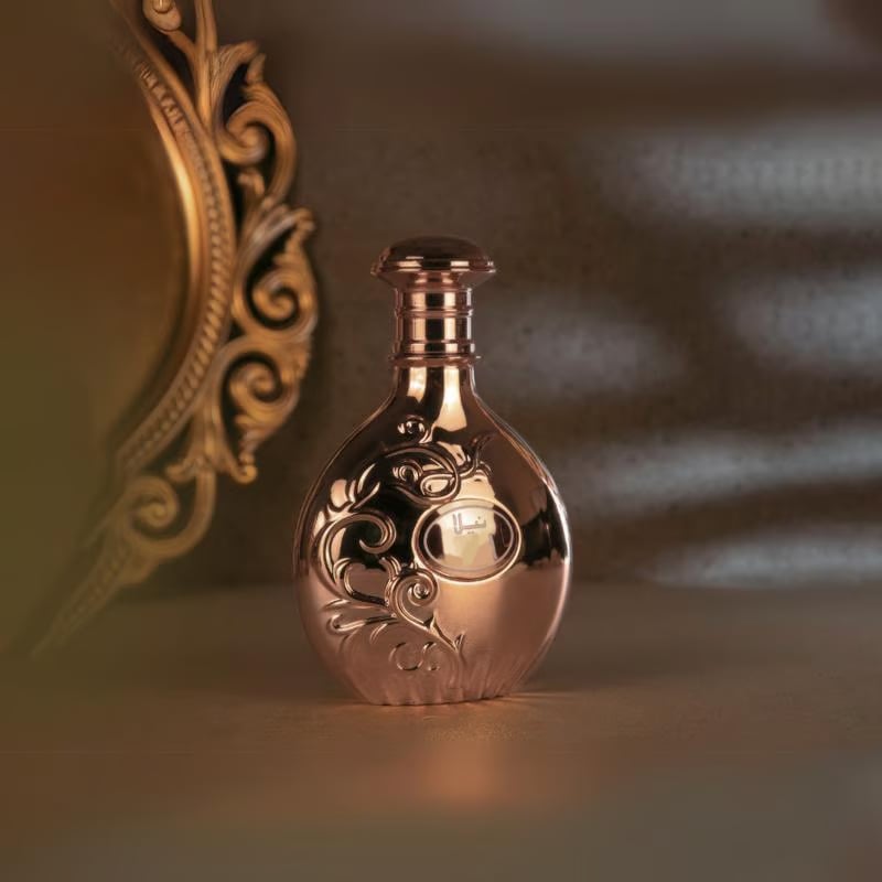 AurumBloom – Luxurious Fruity Floral Woody Perfume – image 5
