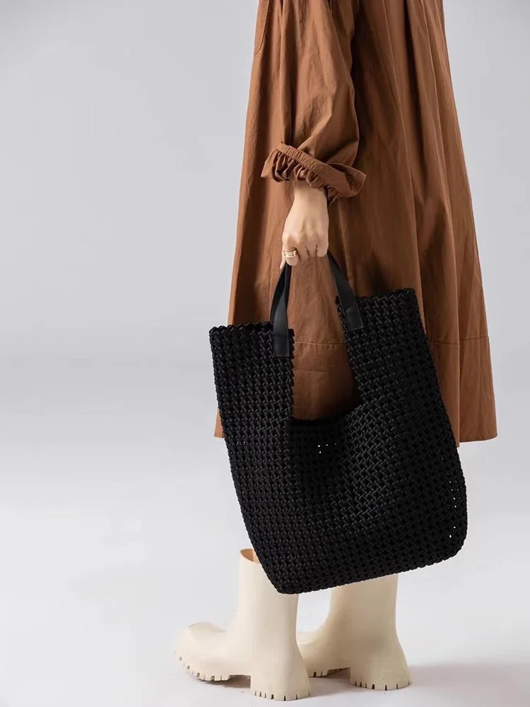 LuxeWeave – Handwoven Oversized Leather Tote Bag – image 4