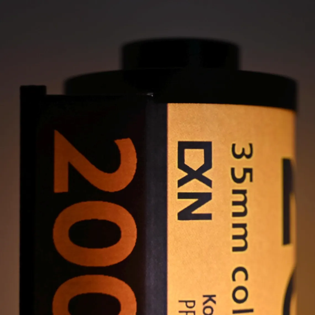 RetroGlow – Kodak 200 Film Lamp – image 5
