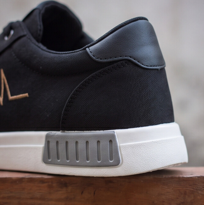 Pulseway — Canvas Sneaker with Heartbeat Detail – image 4