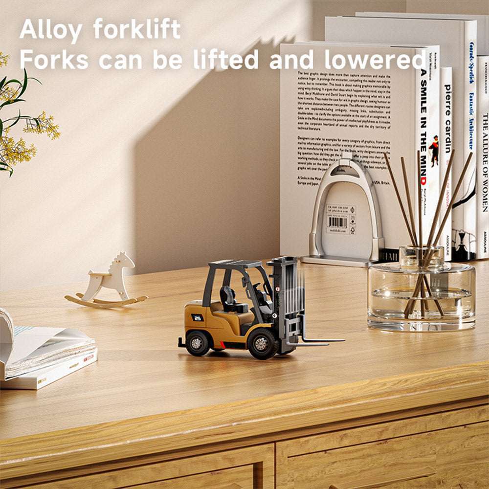 TitanMover – Mini Desktop RC Construction Forklift – image 6