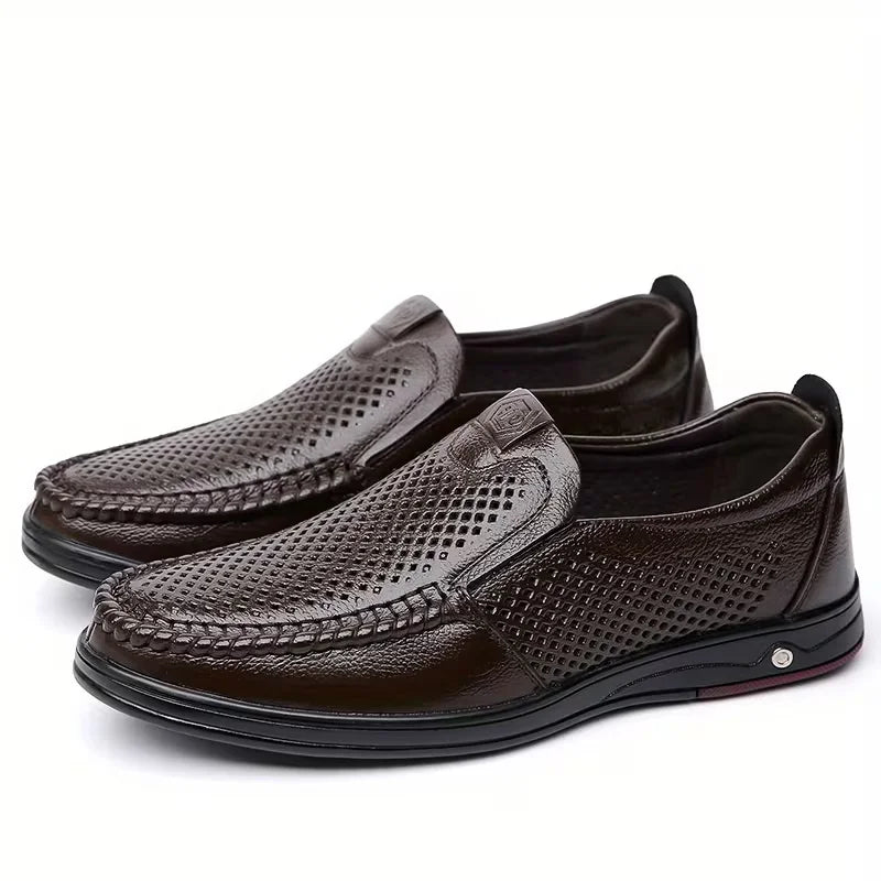 Brenton™ – Handcrafted Leather Moccasins for Timeless Style – Brown / 38