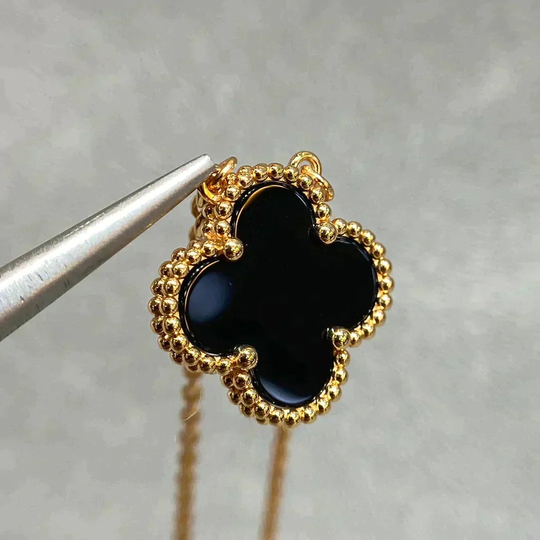 CelestiaGlow – Timeless Sparkle Pendant Necklace – image 12