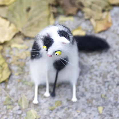 CurioCat - Soft Wool Figurine – image 7