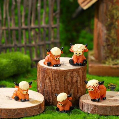 Hide & Moo – Mini Cow Hunt Figurines Set – image 2