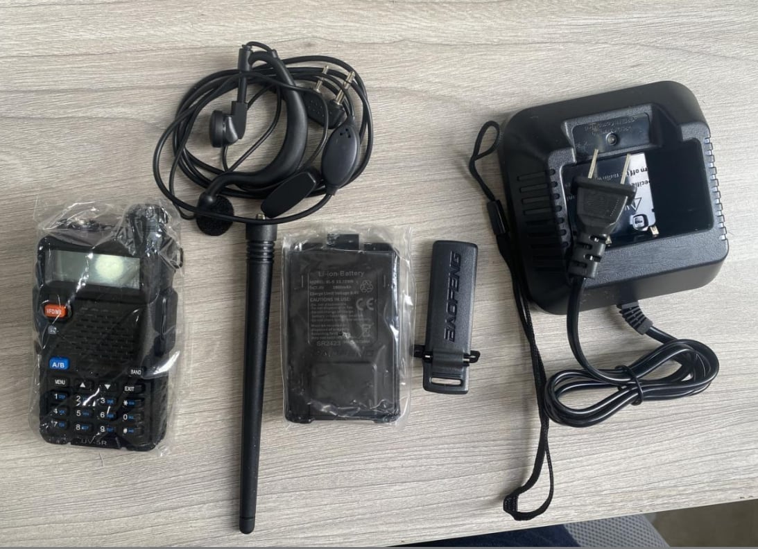 CommLink - Portable Ham Radio Transceiver – image 8