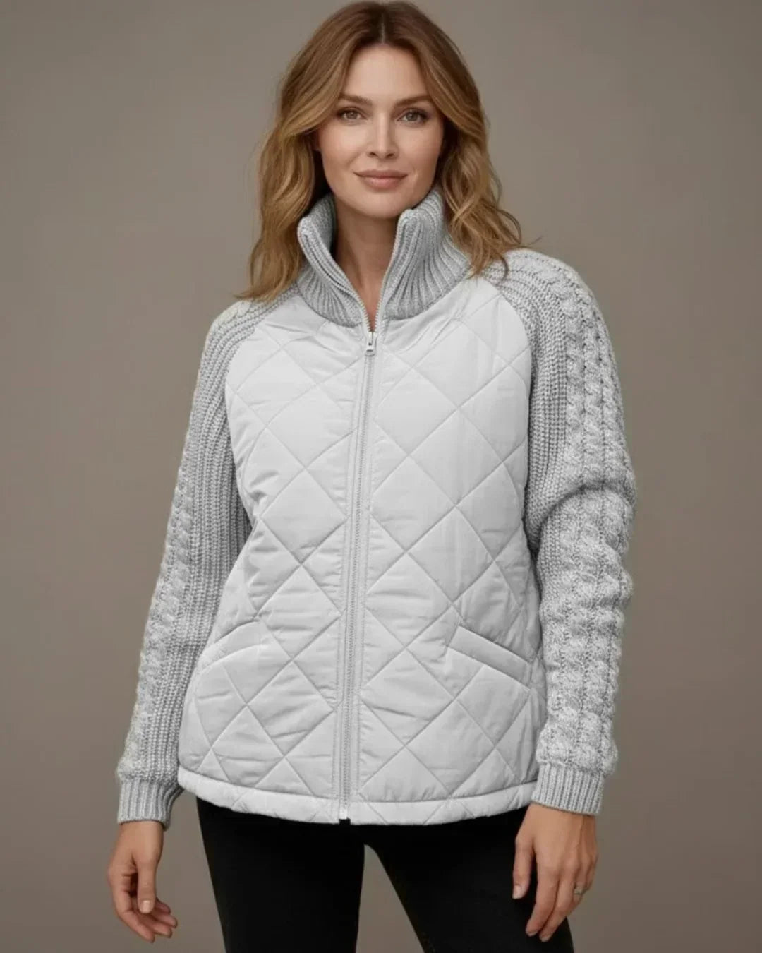 Arctiq™ – Minimalist Thermal Jacket – Light Grey / S