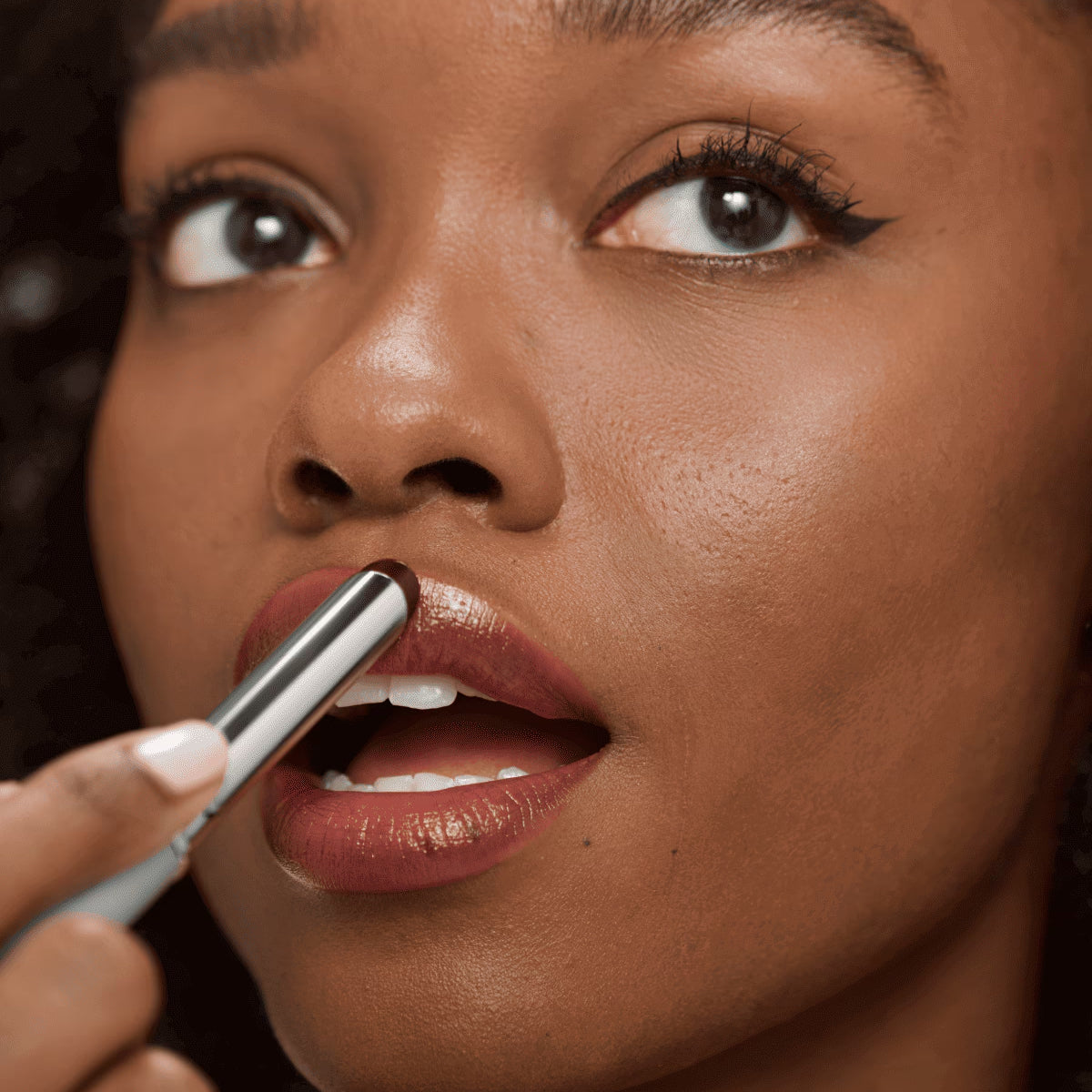 BeeLuxe – Gloss & Nourish Balm – image 10