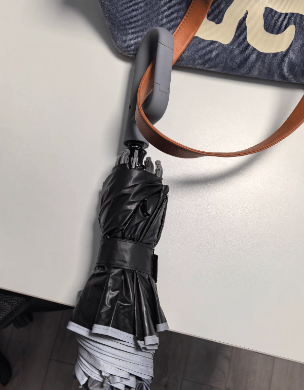 StormFlex – Compact Windproof Umbrella – image 4