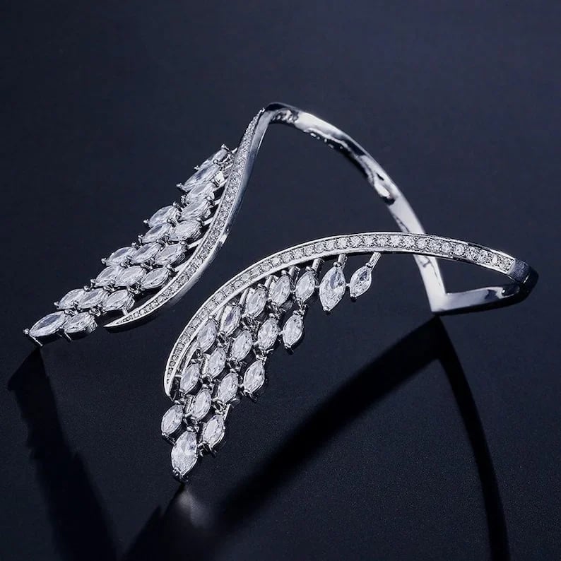 AngelAura – Adjustable Angel Wings Jewelry – Silver / Ring + bracelet / Adjustable