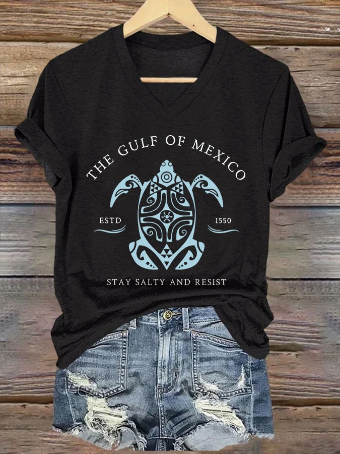 CoastMuse – Gulf Print V-Neck Women’s T-Shirt – Black / S