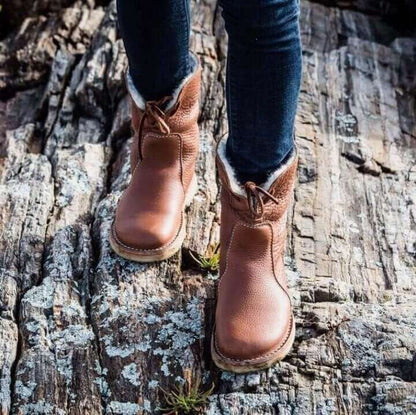 WATERPROOF LEATHER POLAR BOOTS WITH WOOL LINING – image 4