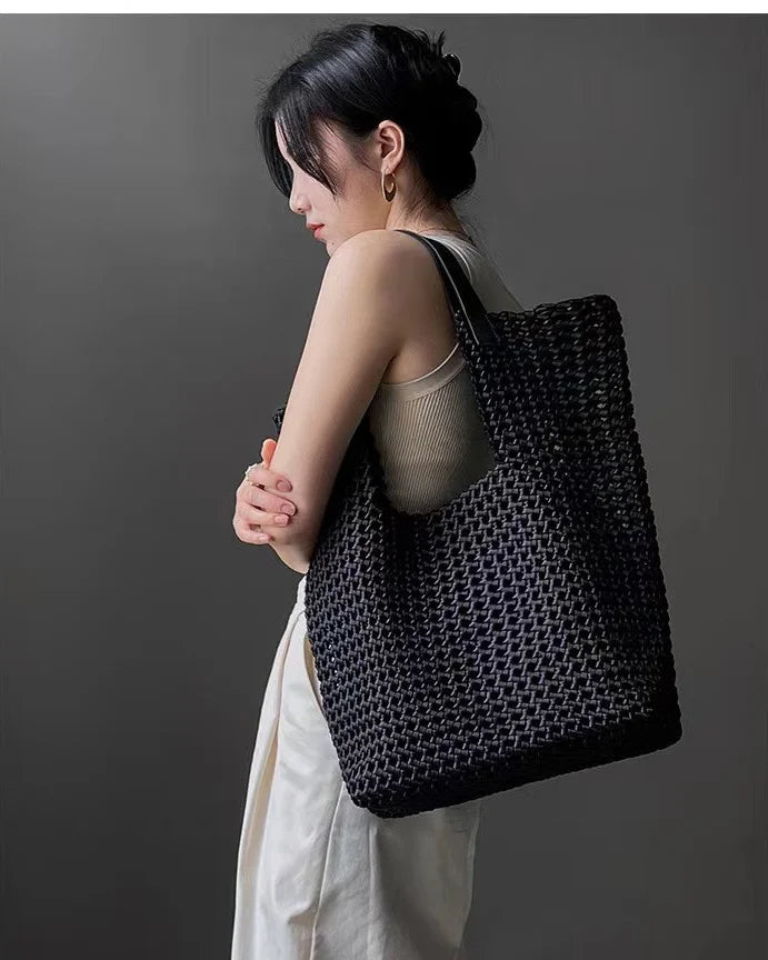 LuxeWeave – Handwoven Oversized Leather Tote Bag – image 8