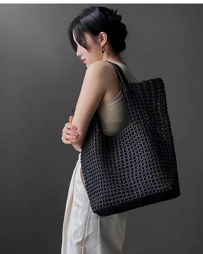 LuxeWeave – Handwoven Oversized Leather Tote Bag – image 8
