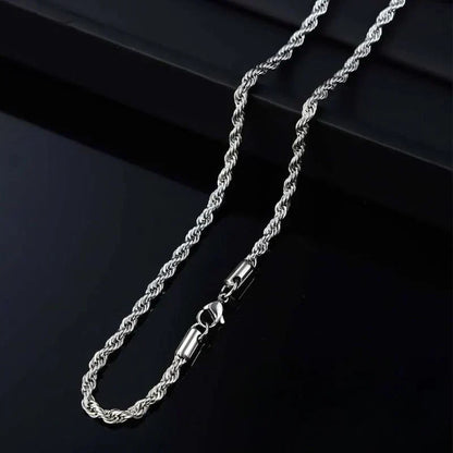 RadiantLoop – Elegant Twisted Rope Statement Necklace – Silver / 45 cm-18 in