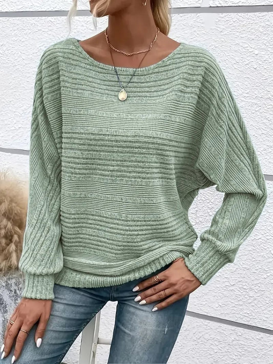 SoftAura – Women's Batwing Sleeve Pullover Top – Green / S