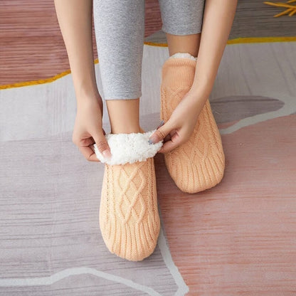 CloudWarm – Anti-Slip Indoor Slipper Socks – APRICOT / S（4-8）