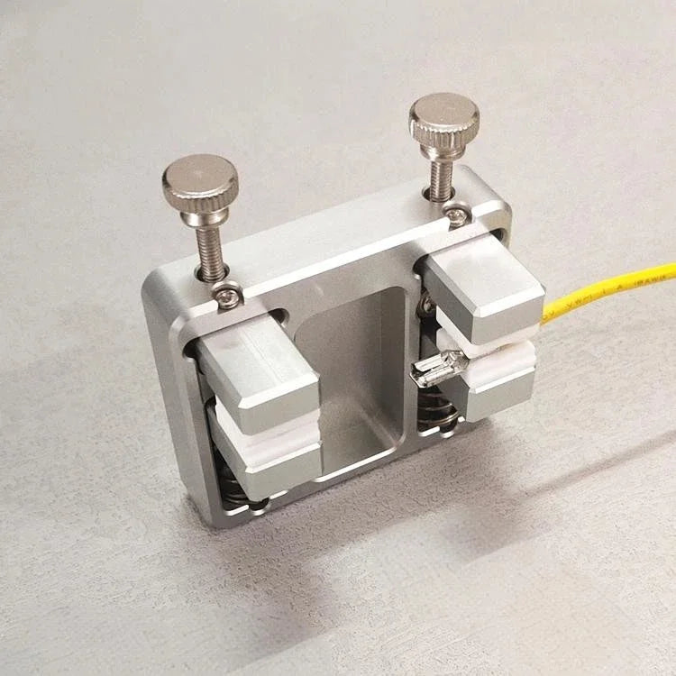 CircuitHold – Heavy Duty Soldering Clamp – image 3
