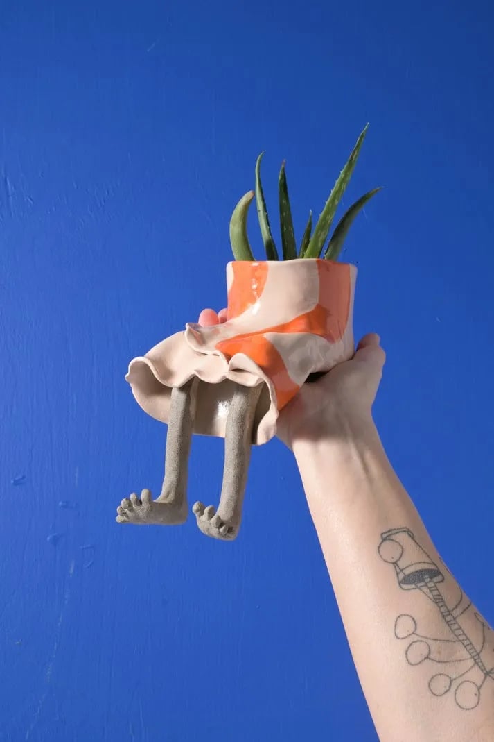 SproutBuddy - Decorative Hanging-Leg Planter – Jeans shorts