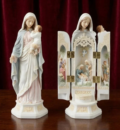 Celestial Birth - Renaissance Nativity Triptych – image 6