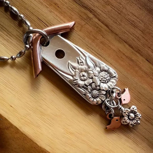 WhimsyPerch - Handcrafted Birdhouse Pendant – The 1950 "April"