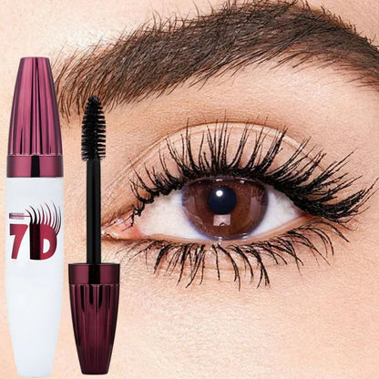 LumiLash – Smudge Proof Volume Curl Mascara – image 6