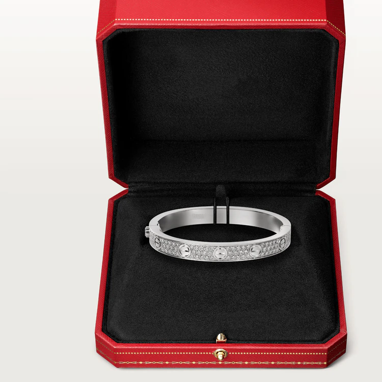 EternalGlow – Premium Diamond Love Bracelet – image 8