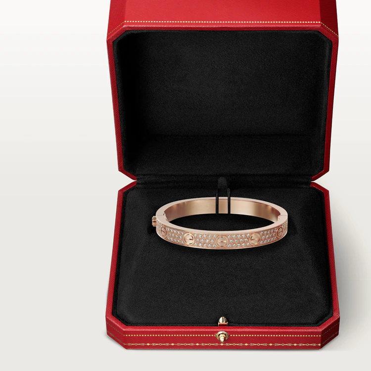 EternalGlow – Premium Diamond Love Bracelet – image 7