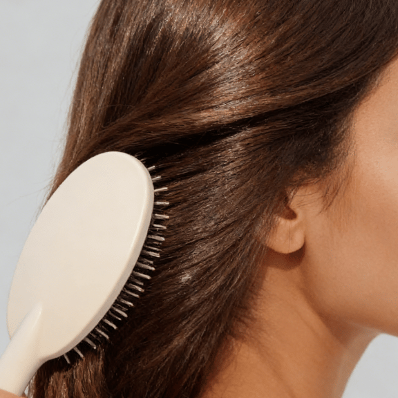SilkCare Brush – Smooth Finish Detangler – image 2