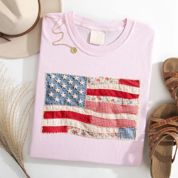 RedWhiteRebel – Retro American Flag Patchwork Tee – Blossom / S
