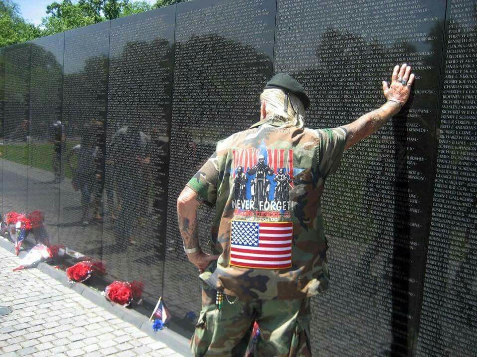 BraveBond – Vietnam Veteran Tribute Survival Bracelet – image 4