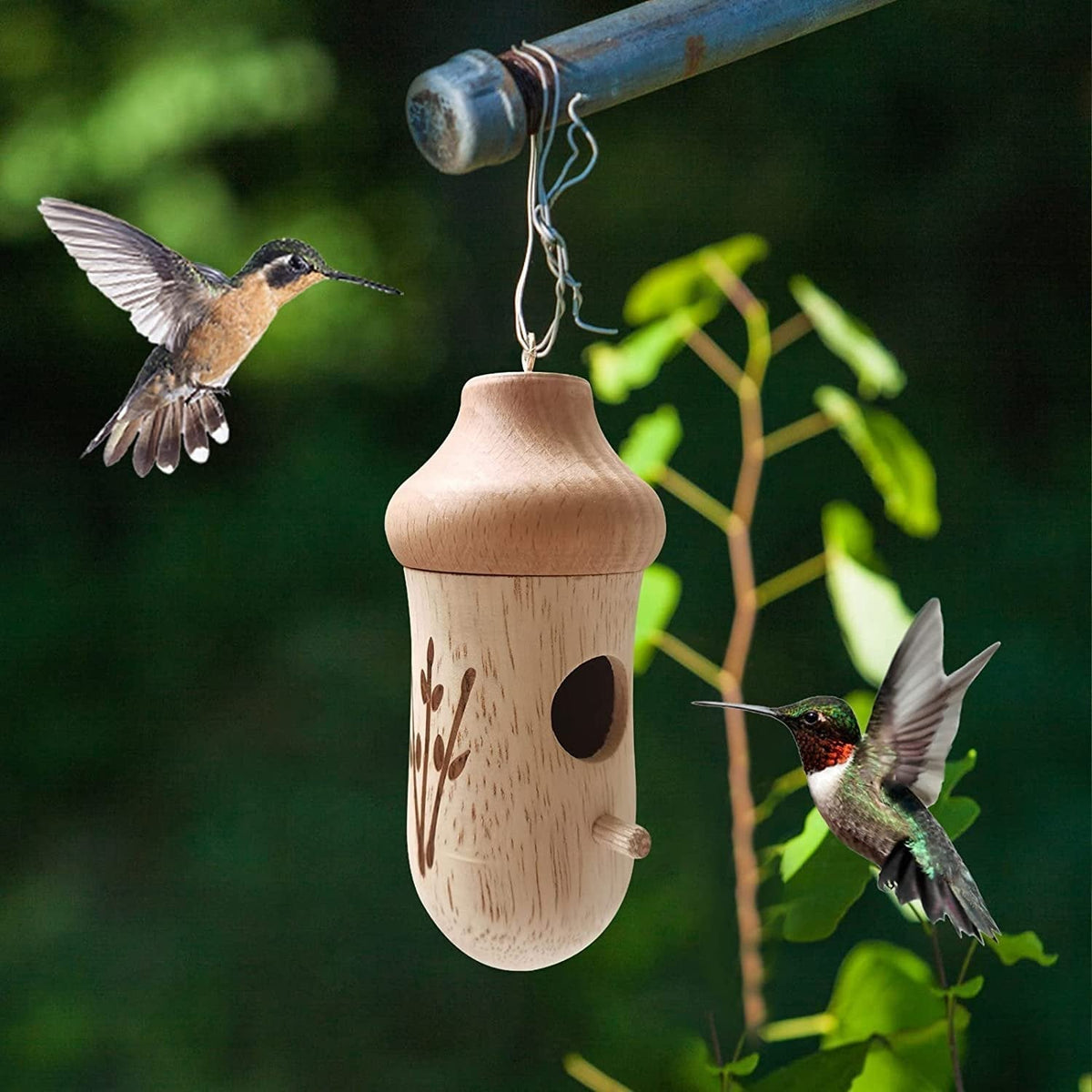 NatureSip – Wooden Hummingbird Feeder for Garden Lovers – Maple (Center)