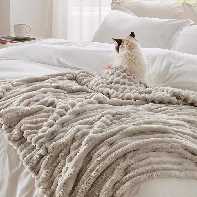 CozyStripe – Ultra Soft Striped Blanket – image 3