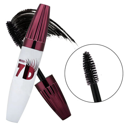 LumiLash – Smudge Proof Volume Curl Mascara – image 8
