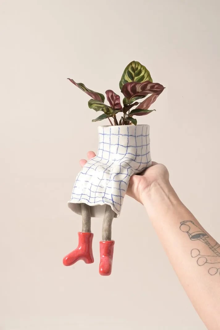 SproutBuddy - Decorative Hanging-Leg Planter – Red boots