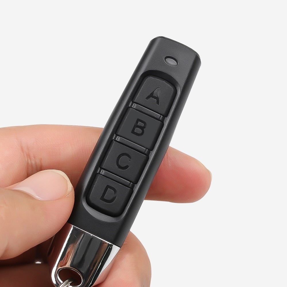 CopyWave | 4-in-1 Universal Remote Duplicator – image 5