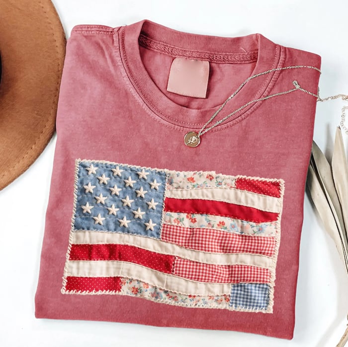 RedWhiteRebel – Retro American Flag Patchwork Tee – Crimson / S
