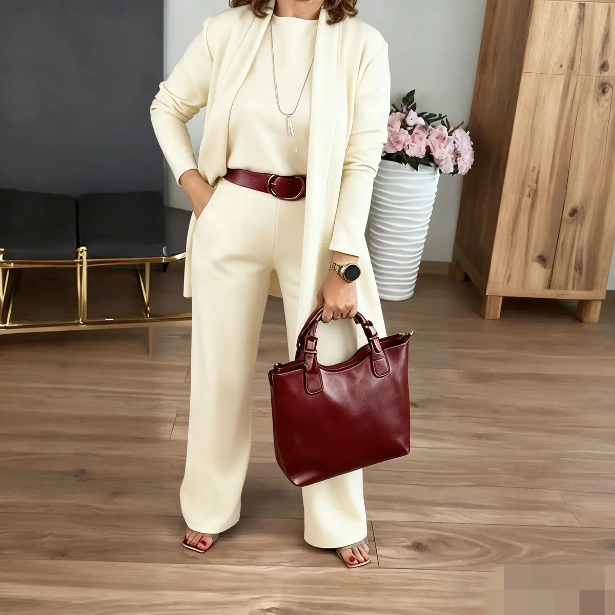 Opulenza - Comfortable Luxury 3-Piece Ensemble – White / S