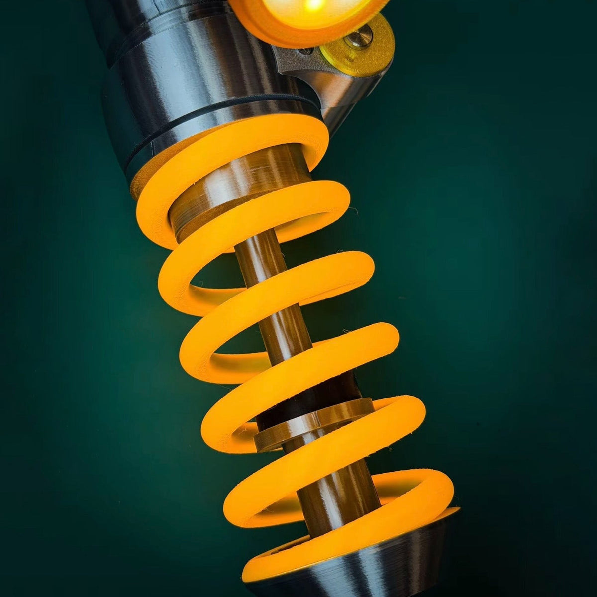 OhlixBeam – Automotive Style Table Lamp – image 4