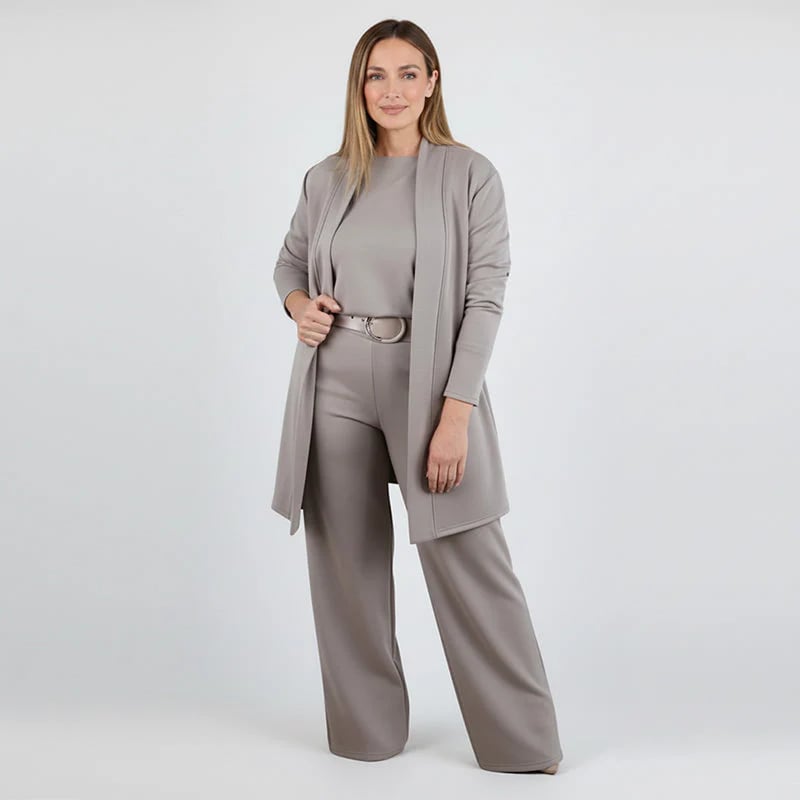 Opulenza - Comfortable Luxury 3-Piece Ensemble – image 16