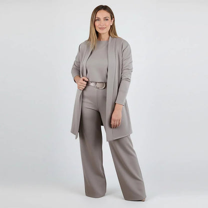 Opulenza - Comfortable Luxury 3-Piece Ensemble – image 16