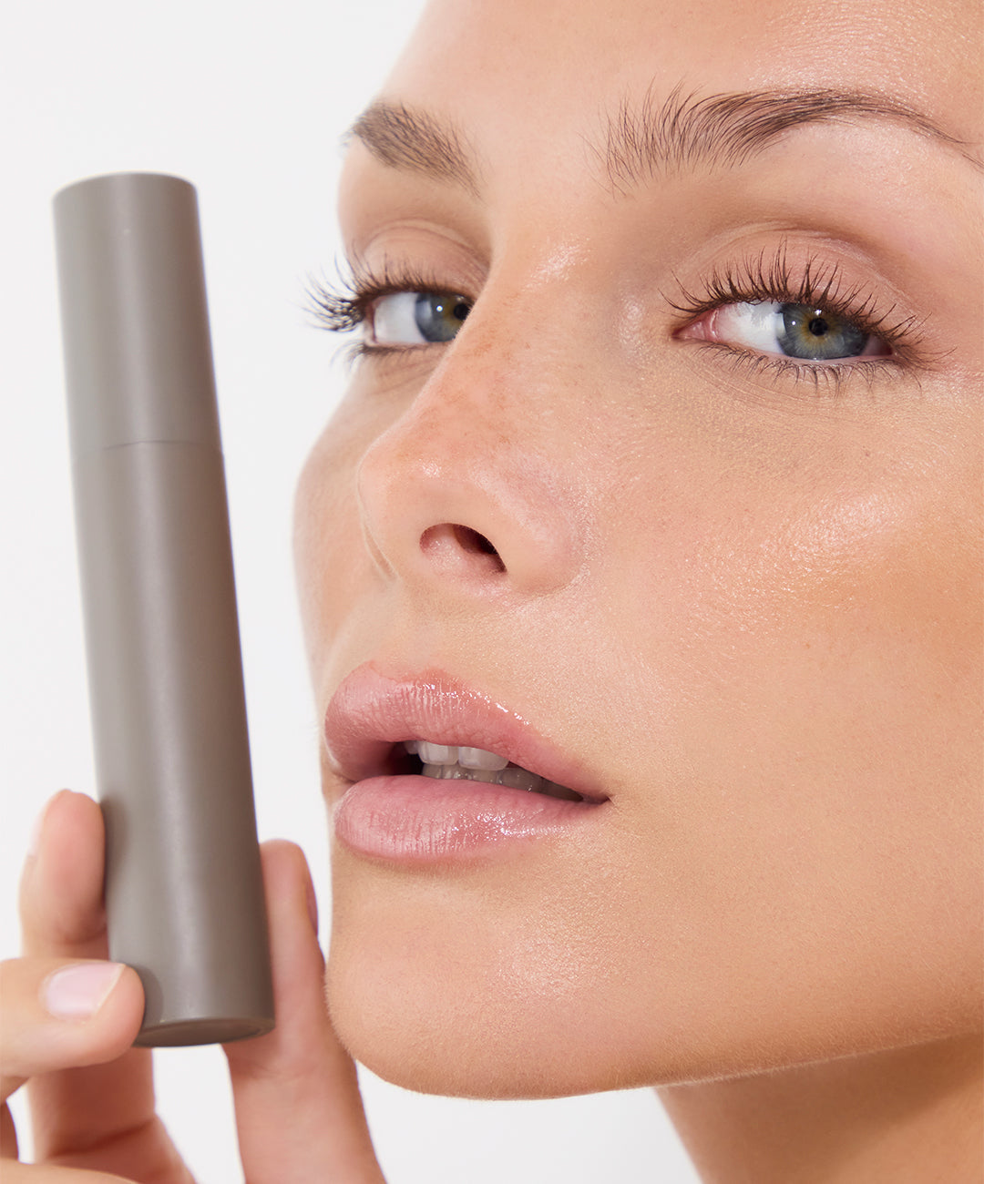 LumeLength – 12H Sculpt, Lift & Lengthen Mascara – image 14
