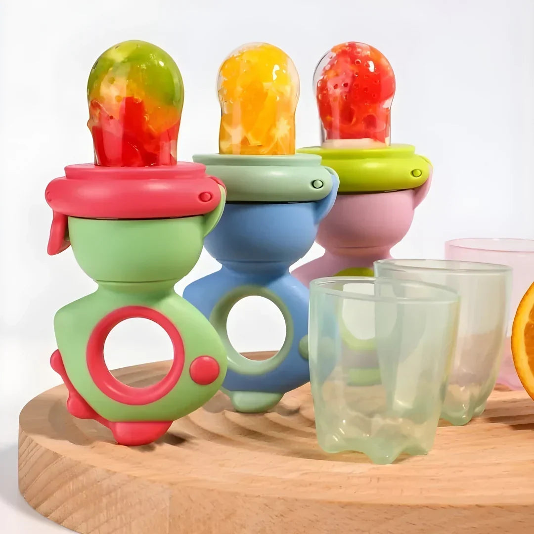 FreshBites – Baby Fruit Feeder – Green / Buy 1 Get 30% OFF