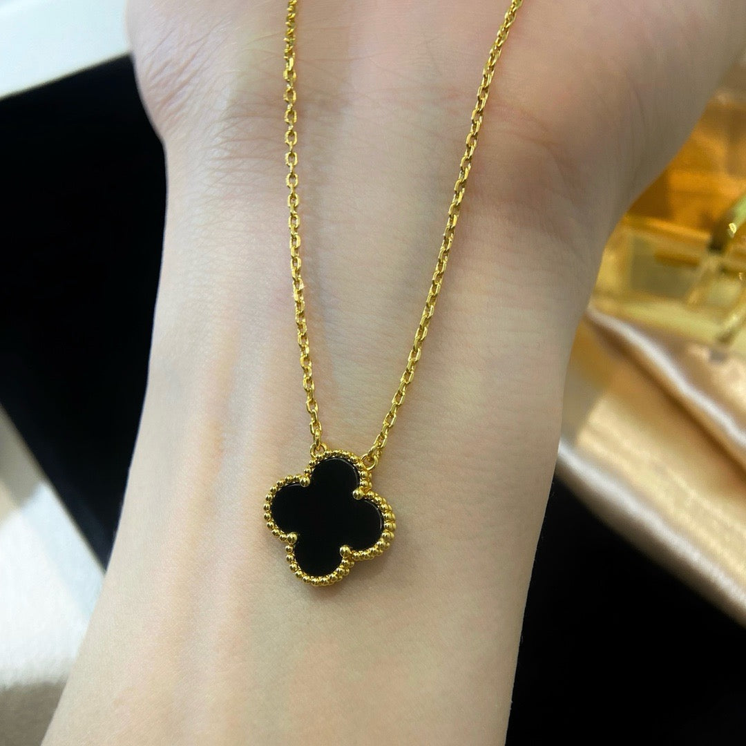 CelestiaGlow – Timeless Sparkle Pendant Necklace – image 10