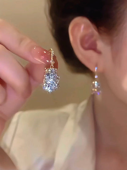 Celeste Glow – Timeless Silver Beauty Earrings – image 4