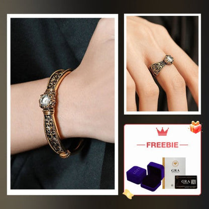 RoyalLustre – Moissanite Relief Bangle – Ancient gold bracelet + ring + 2 carat certificate